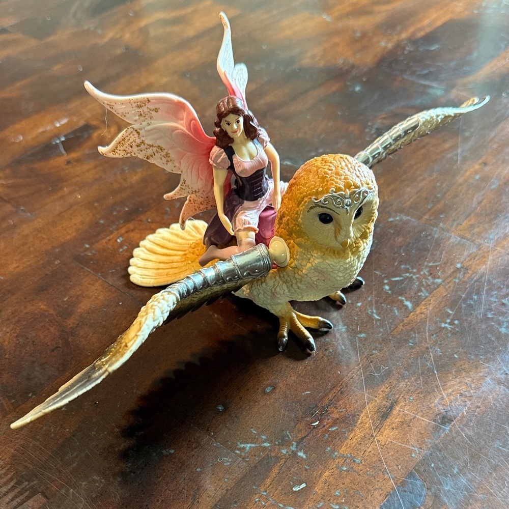 Schleic Fairy Riding Golden Owl Figurine